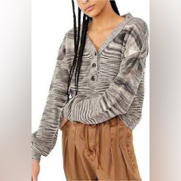 Free People Marble Ribbed Button Sweater Mercury Henley Space Dye Black Small - Picture 1 of 4